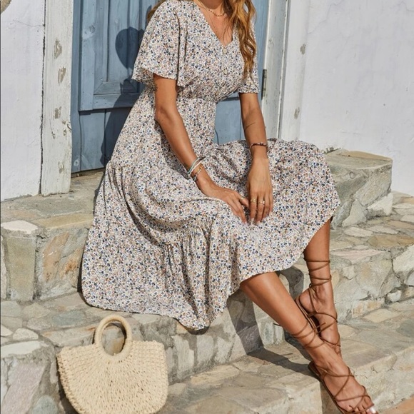 Boho floral print flounce sleeve dress - Picture 4 of 7